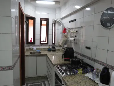 Apartamento com 2 Quartos para alugar, 69m² no Ahú, Curitiba
