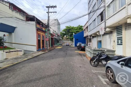 Kitnet com 1 Quarto para alugar, 37m² no Centro, Florianópolis