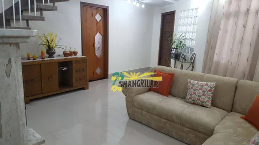 Sobrado com 3 Quartos à venda, 191m² no Piraporinha, Diadema