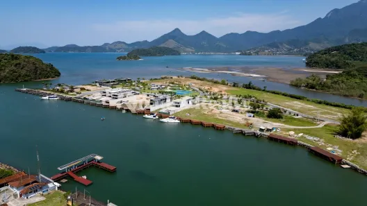 Terreno / Lote / Condomínio à venda, 688m² no Bracuí (Cunhambebe), Angra dos Reis