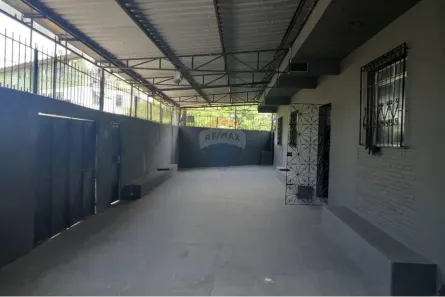 Prédio Inteiro à venda, 1050m² no Sussuarana, Salvador