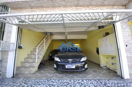 Prédio Inteiro à venda, 140m² no Vila Santa Rosa, Jandira