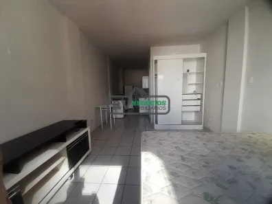 Kitnet com 1 Quarto à venda, 35m² no Centro, Juiz de Fora