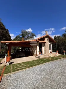Fazenda / Sítio / Chácara com 2 Quartos à venda, 110m² no Amparo, Nova Friburgo