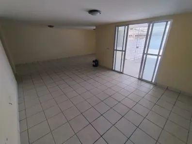 Casa com 3 Quartos para alugar, 170m² no Engenho do Meio, Recife