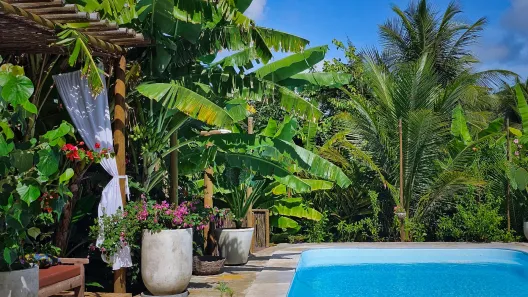 Hotel / Motel / Pousada com 11 Quartos à venda, 570m² no , Baía Formosa