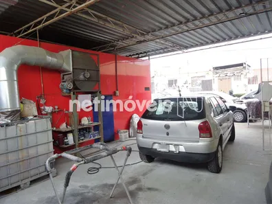 Galpão / Depósito / Armazém à venda, 710m² no Cachoeirinha, Belo Horizonte