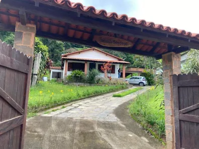 Casa com 2 Quartos para alugar, 300m² no Lagoinha, Miguel Pereira