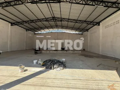 Galpão / Depósito / Armazém à venda, 440m² no Jardim Maravilha, Petrolina