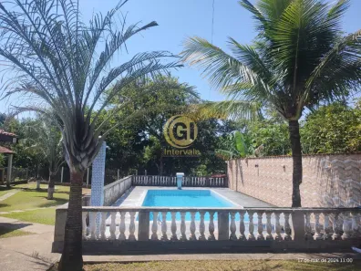 Fazenda / Sítio / Chácara com 3 Quartos à venda, 1500m² no Piracangaguá, Taubaté