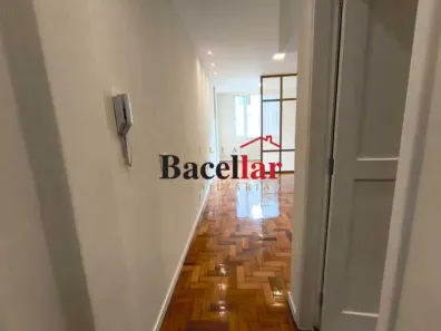 Kitnet com 1 Quarto à venda, 28m² no Copacabana, Rio de Janeiro