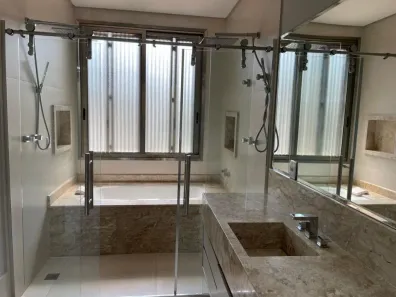 Casa de Condomínio com 4 Quartos para venda ou aluguel, 357m² no São Paulo II, Cotia