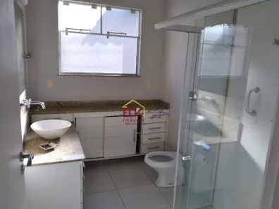 Sobrado com 3 Quartos à venda, 300m² no Jardim Amália, Volta Redonda