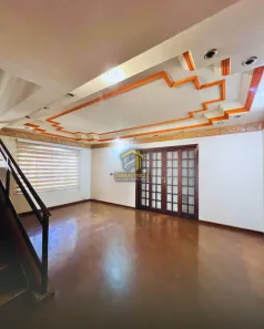 Sobrado com 6 Quartos para alugar, 10m² no Centro, Telêmaco Borba