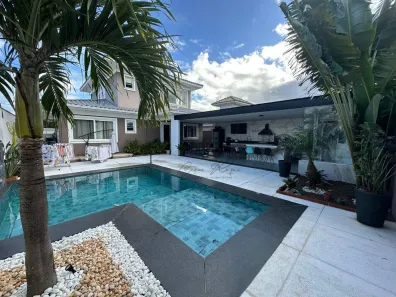 Casa de Condomínio com 5 Quartos à venda, 180m² no Village de Búzios, Armação dos Búzios