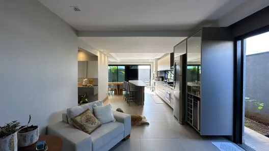 Sobrado com 4 Quartos à venda, 210m² no Jardins Capri, Senador Canedo
