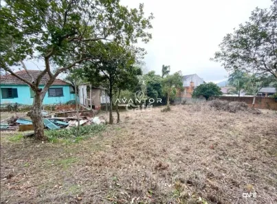 Terreno / Lote / Condomínio à venda, 800m² no São José, Santa Maria