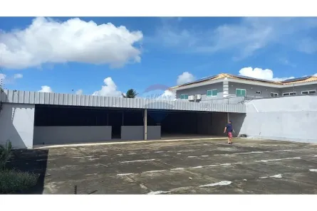 Galpão / Depósito / Armazém para alugar, 750m² no Candelária, Natal
