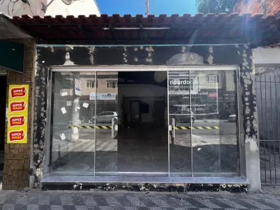 Loja / Salão / Ponto Comercial para alugar, 35m² no Centro, Pouso Alegre