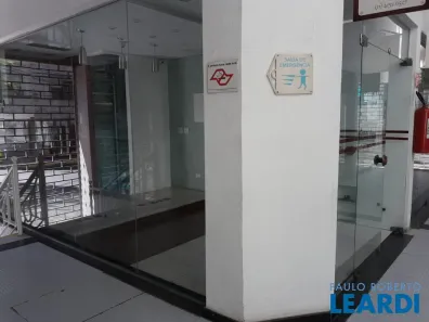 Loja / Salão / Ponto Comercial à venda, 45m² no Alphaville, Santana de Parnaíba