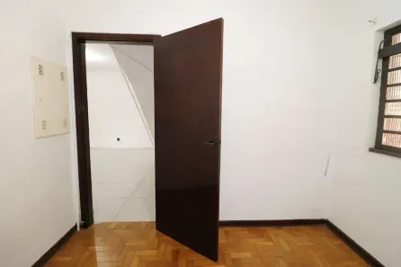 Casa Comercial com 5 Quartos para alugar, 300m² no Centro, Mogi das Cruzes