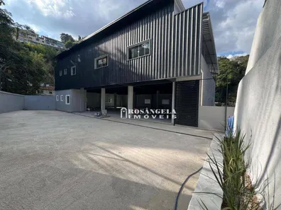 Galpão / Depósito / Armazém para alugar, 700m² no Vila Muqui, Teresópolis