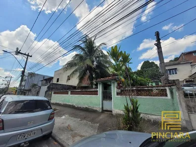 Casa Comercial à venda, 90m² no Vila Três, São Gonçalo