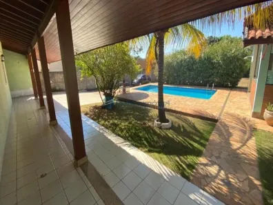 Fazenda / Sítio / Chácara com 3 Quartos para alugar, 263m² no Parque da Represa, Paulínia