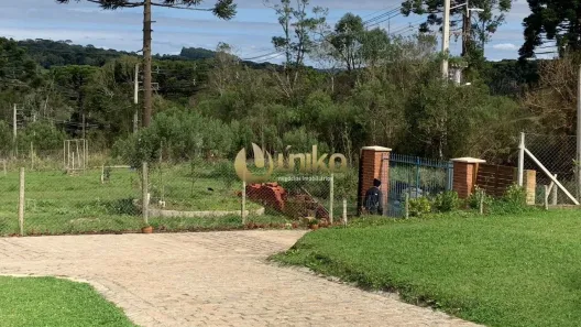 Fazenda / Sítio / Chácara com 4 Quartos à venda, 120m² no Área Industrial Cacaiguera, Campina Grande do Sul