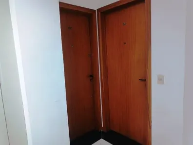 Conjunto Comercial / Sala para alugar, 23m² no Água Verde, Curitiba