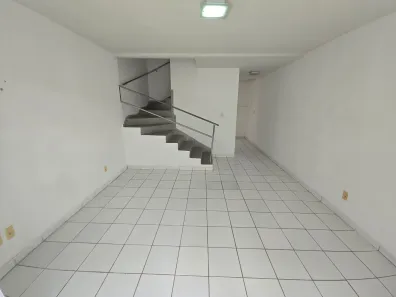 Casa com 2 Quartos para venda ou aluguel, 77m² no Vila Torres Galvão, Paulista