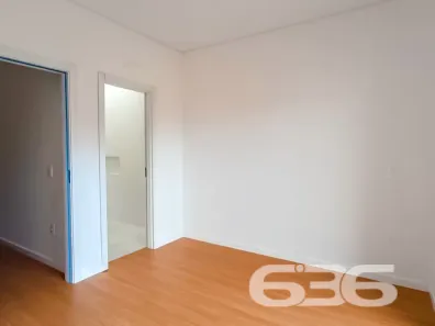 Sobrado com 3 Quartos à venda, 109m² no Iririú, Joinville