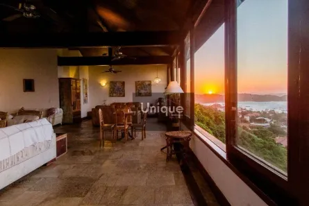 Casa de Condomínio com 4 Quartos à venda, 202m² no Village de Búzios, Armação dos Búzios