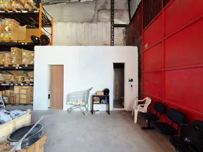 Galpão / Depósito / Armazém para alugar, 200m² no Novo Aleixo, Manaus