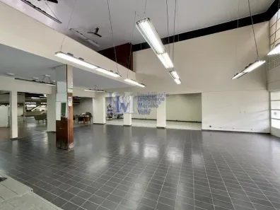 Galpão / Depósito / Armazém para alugar, 930m² no Centro, Bragança Paulista