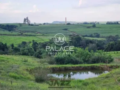 Fazenda / Sítio / Chácara com 2 Quartos à venda, 42823m² no Centro, Laranjal Paulista