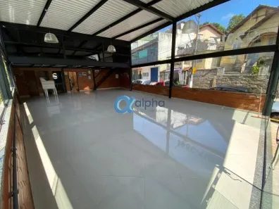 Loja / Salão / Ponto Comercial para alugar, 115m² no Bingen, Petrópolis