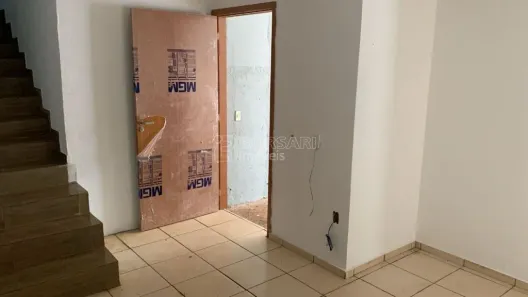 Sobrado com 3 Quartos à venda, 93m² no Parque Residencial Valle Verde, Araraquara