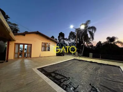 Fazenda / Sítio / Chácara com 3 Quartos à venda, 4000m² no Ponunduva, Cajamar