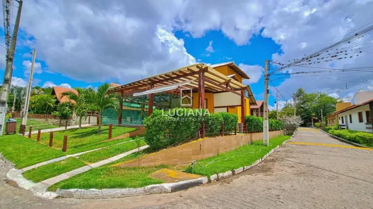 Casa de Condomínio com 3 Quartos para venda ou aluguel, 250m² no Gravatá Centro, Gravatá