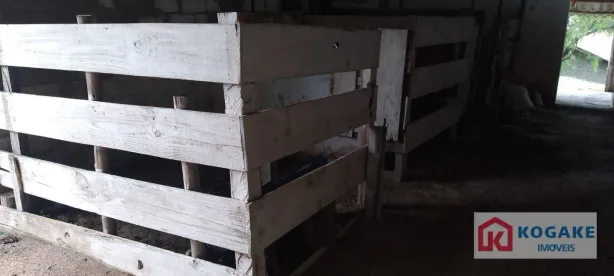 Fazenda / Sítio / Chácara com 3 Quartos à venda, 30000m² no Igaratá, 