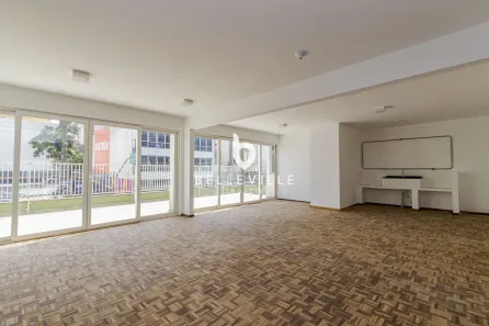 Prédio Inteiro com 45 Quartos à venda, 1900m² no Centro, Curitiba