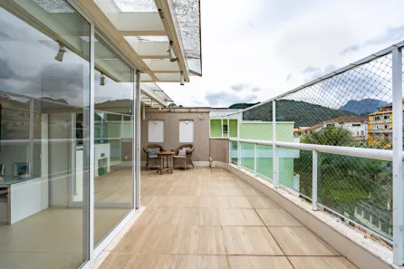 Cobertura com 3 Quartos à venda, 111m² no Vila Militar, Petrópolis