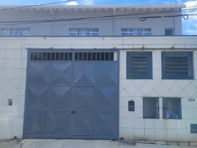 Galpão / Depósito / Armazém com 1 Quarto à venda, 300m² no Vila Amélia, São Sebastião