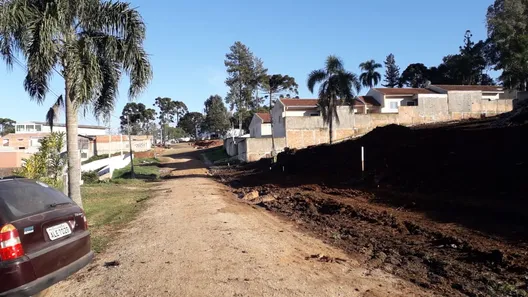 Sobrado com 3 Quartos à venda, 300m² no Jardim NESITA, Campina Grande do Sul