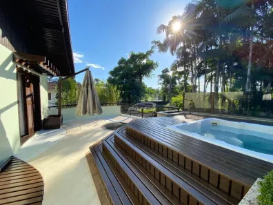 Casa com 3 Quartos para alugar, 380m² no Do Salto, Blumenau