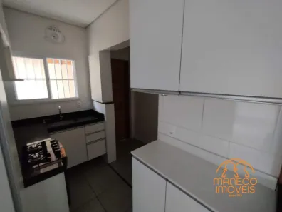 Casa com 2 Quartos para alugar, 47m² no Vila São Jorge, São Vicente