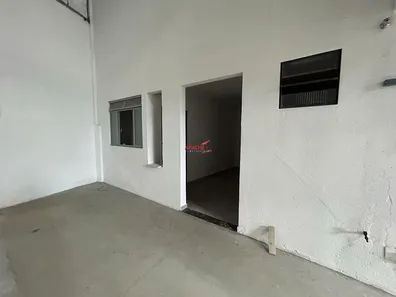 Galpão / Depósito / Armazém à venda, 380m² no Santo Antônio, Viçosa