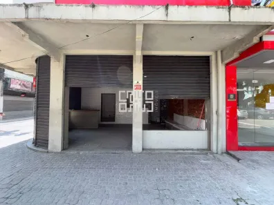 Loja / Salão / Ponto Comercial à venda, 60m² no Centro, Magé