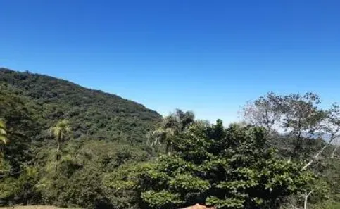 Fazenda / Sítio / Chácara com 2 Quartos à venda, 80000m² no , Rio Bonito
